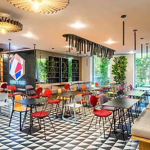 Ibis Politehnica 3* Bucureşti