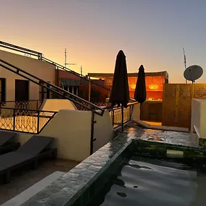 riad-el-khaeir-piscine-hamam-spa.marrakeshhotelsmorocco.com/